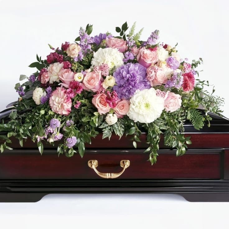 White Wonder casket cover